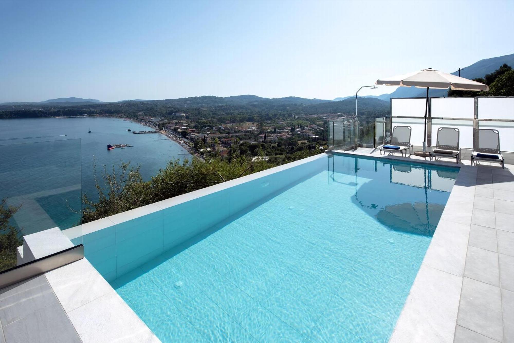 Cpv 3 Bedrooms Lucas Pirgi Villa