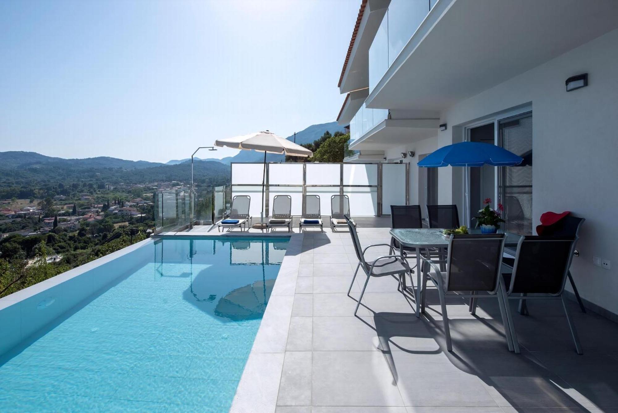 Cpv 3 Bedrooms Lucas Pirgi * Pyrgi (Corfu)